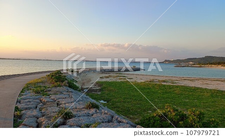 沖繩島的日落 沖繩島的日落 107979721