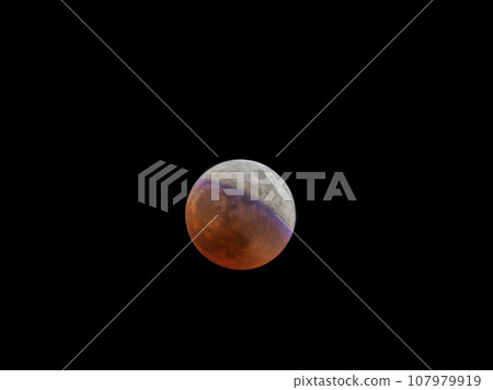 天文表演_月全食與綠松石邊緣風光 107979919