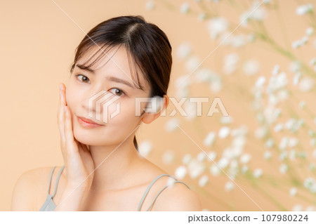 年輕女性的美麗 年輕女性的美麗 107980224