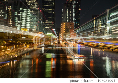 大阪天滿橋夜景燈光影像 107984091