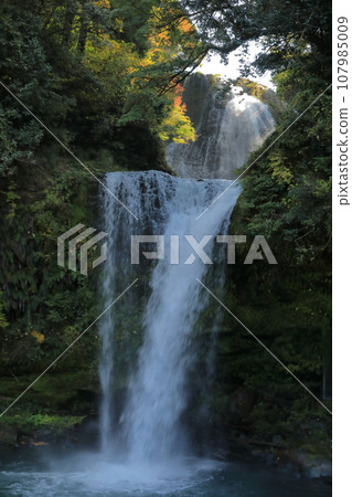 玖珠鎮慈恩瀑布兩層瀑布風景 107985009