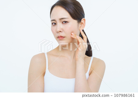 30多歲的美女形象女性 107986161