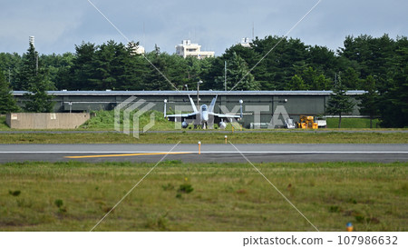 三澤空軍基地航空節上的波音 EA-18G 咆哮者 107986632