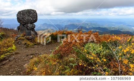 Footprints of Masumi Sugae, View from the capstone of Mt. Moriyoshi, Akita Prefecture Footprints of Masumi Sugae, View from the capstone of Mt. Moriyoshi, Akita Prefecture 107986969