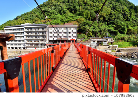 Hita City, Oita Prefecture, Amagase Onsen, Kusu River, Bungo three major hot springs, communal open-air bath Kandayu Hita City, Oita Prefecture, Amagase Onsen, Kusu River, Bungo three major hot springs, communal open-air bath Kandayu 107988602