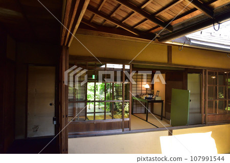 Murinan, a wooden building in Sakyo Ward, Kyoto City 107991544