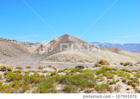 Beautiful U.S. national parks with mountains. Beautiful U.S. national parks with mountains. 107991878