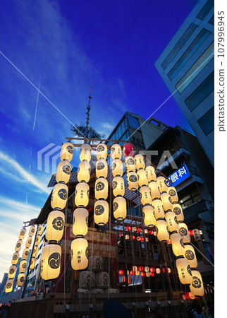 祗園祭前夕山的箱屋法子 107996945