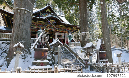 雪景三峰神社 107997521