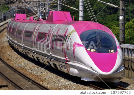 500 series Kitty Shinkansen going through Otsu tunnel 500 series Kitty Shinkansen going through Otsu tunnel 107997763