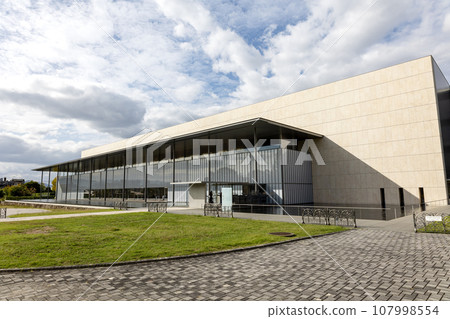 Kyoto National Museum “Heisei Chishinkan (Permanent Exhibition Hall)” (Photo taken in October 2023) 107998554