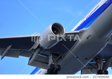 客機起降畫面 107999066