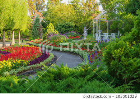 Den公園,生動的秋天花壇<愛知縣安城市> Den公園,生動的秋天花壇<愛知縣安城市> 108001029