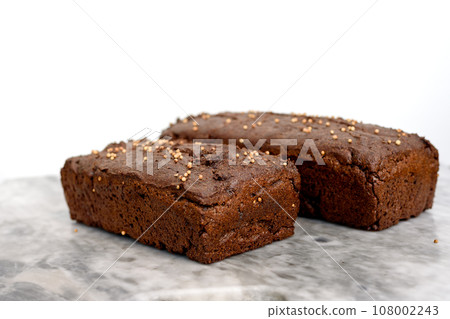 black bread close up 108002243