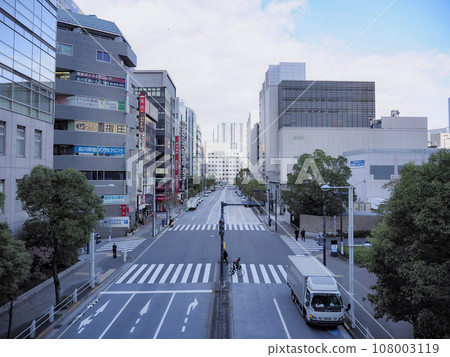 東京市中心的道路風景。品川。 108003119