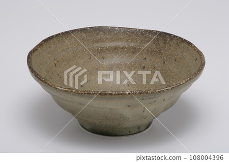 Japanese style bowl 108004396