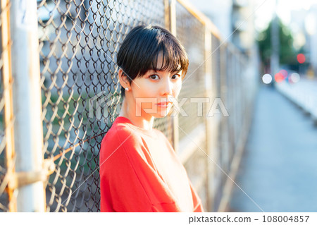 女性時尚人像街拍 108004857