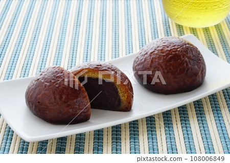 Karinto Manju Karinto Manju Brown Sugar Koshian 108006849