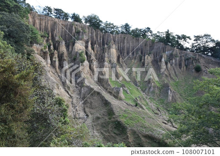 德島晴朗的日子裡阿波的土柱 108007101
