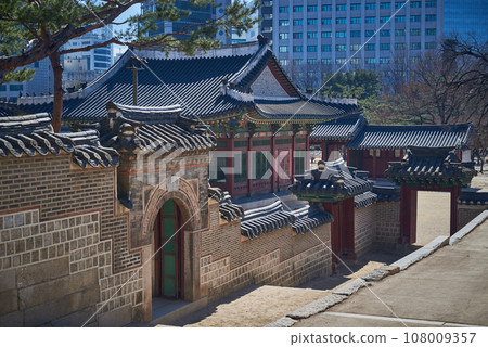 Old Korean architecture of Deoksugung royal palace of Joseon dynasty in Seoul South Korea 108009357