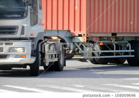 Trailer truck image 108009696
