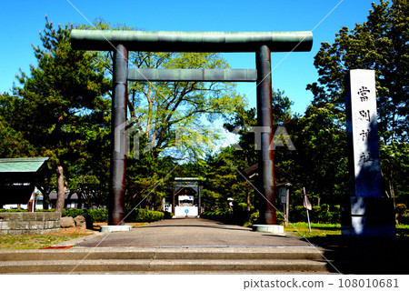 從當別町第二鳥居看到的當別神社參拜殿 108010681