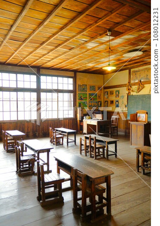 Scenery of Shodoshima: Former Naewa Elementary School Taura Branch Classroom (Misaki Branch School Ruins) Scenery of Shodoshima: Former Naewa Elementary School Taura Branch Classroom (Misaki Branch School Ruins) 108012231