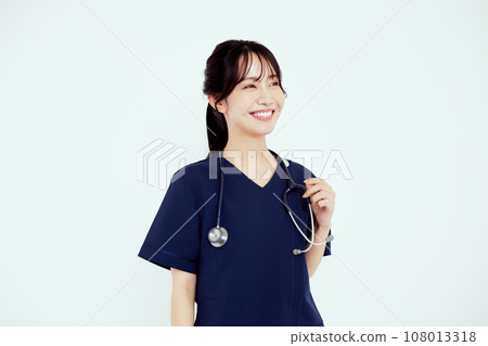 Portrait of healthcare professional Portrait of healthcare professional 108013318