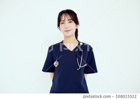 Portrait of healthcare professional Portrait of healthcare professional 108013322