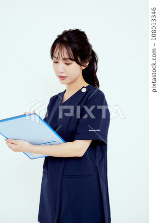 Portrait of healthcare professional Portrait of healthcare professional 108013346