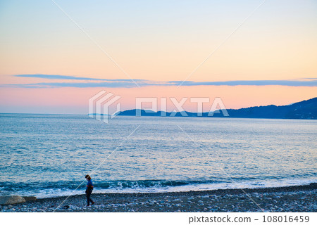 小田原美幸海灘的黃昏景色 小田原美幸海灘的黃昏景色 108016459