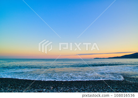 小田原美幸海灘的黃昏景色 108016536