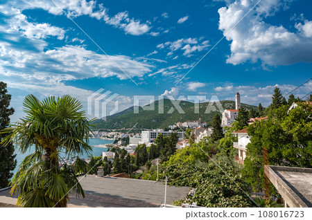 View of Bosnian city of Neum in summer 108016723