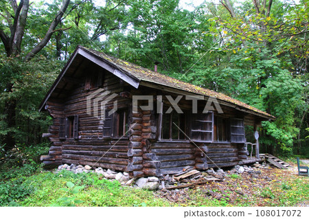 Rokugo Forest/Log Hut (Higashirokugo, Furano City, Hokkaido) 108017072