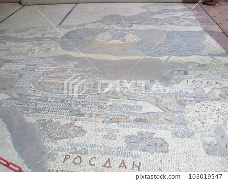 聖喬治教堂的地板是約旦的馬賽克地圖 108019547