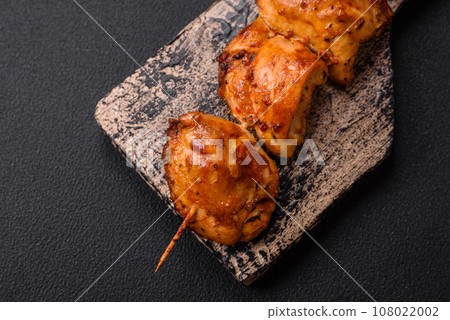 Delicious fresh chicken kebab with salt, spices and herbs 108022002
