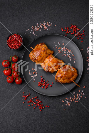 Delicious fresh chicken kebab with salt, spices and herbs 108022023