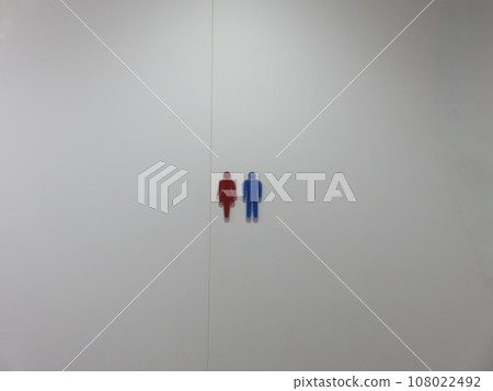 Anti-3D toilet pictogram on a white wall 108022492