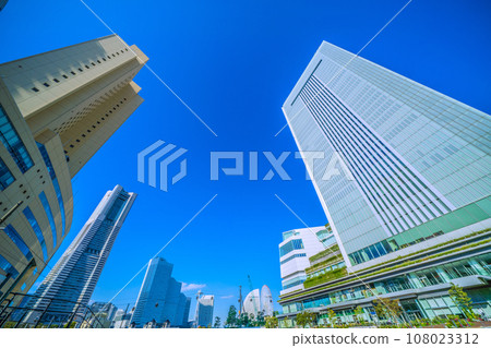 Japan's Yokohama cityscape Tomorrow/National average/5 consecutive weeks of decline↓...The developing city of Yokohama...Toward a new era... Japan's Yokohama cityscape Tomorrow/National average/5 consecutive weeks of decline↓...The developing city of Yokohama...Toward a new era... 108023312