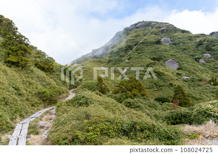 從黑岳岳到屋久島宮之浦的景色 108024725