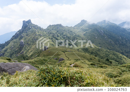 從黑岳岳到屋久島宮之浦的景色 108024763