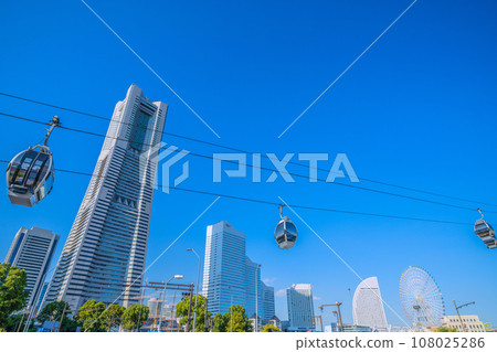 Yokohama cityscape in Japan, overlooking Yokohama Landmark Tower in front of Sakuragicho Station, Yokohama Air Cabin, etc. 108025286
