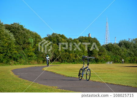 騎腳踏車的風景：愛知縣尾張旭市八田川河床 108025715