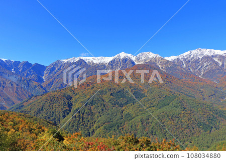 Northern Alps seen from Hakuba Iwatake Mountain Resort in autumn 108034880