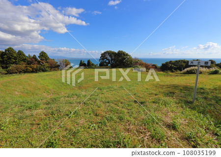 脅本城土方遺跡（秋田縣男鹿市） 108035199