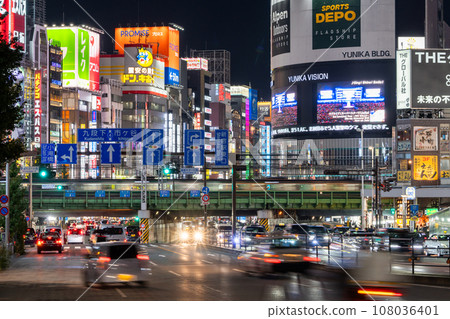 [Tokyo] Night view of Shinjuku Kabukicho and downtown area at night 108036401