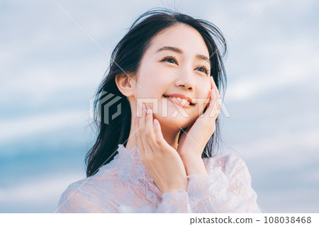 年輕女性的美麗形象 108038468