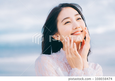 Beauty image of young women 108038474