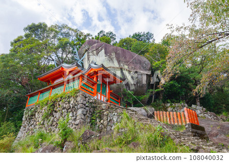 後引岩和神倉神社的神社建築（和歌山縣新宮市） 108040032