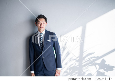 A man in a suit 108041212